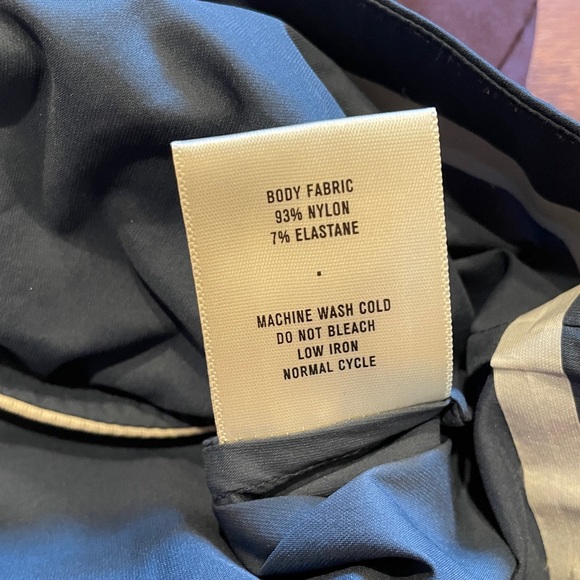 Tracksmith light weight color block running jacket size small - Picture 5 of 9